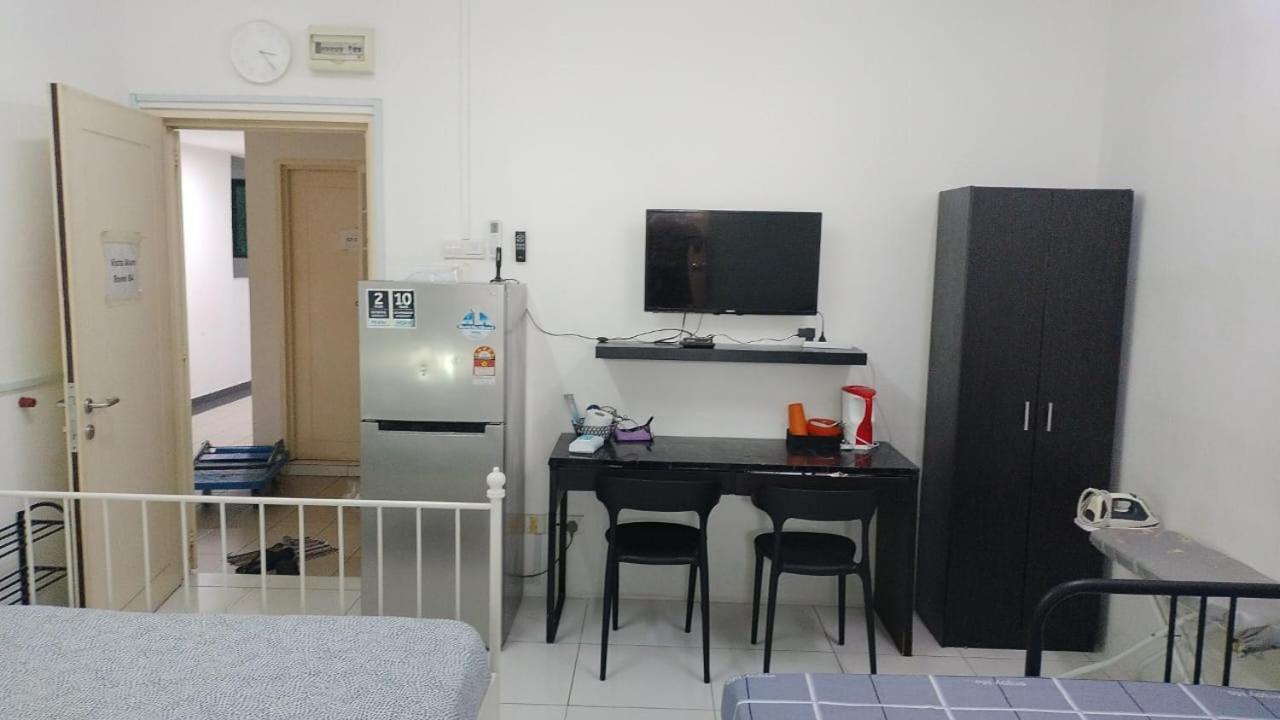 Vista Alam Serviced Apartment Near Idcc Sacc Pkns Uitm Msu Avisena Шах-Алам Екстер'єр фото