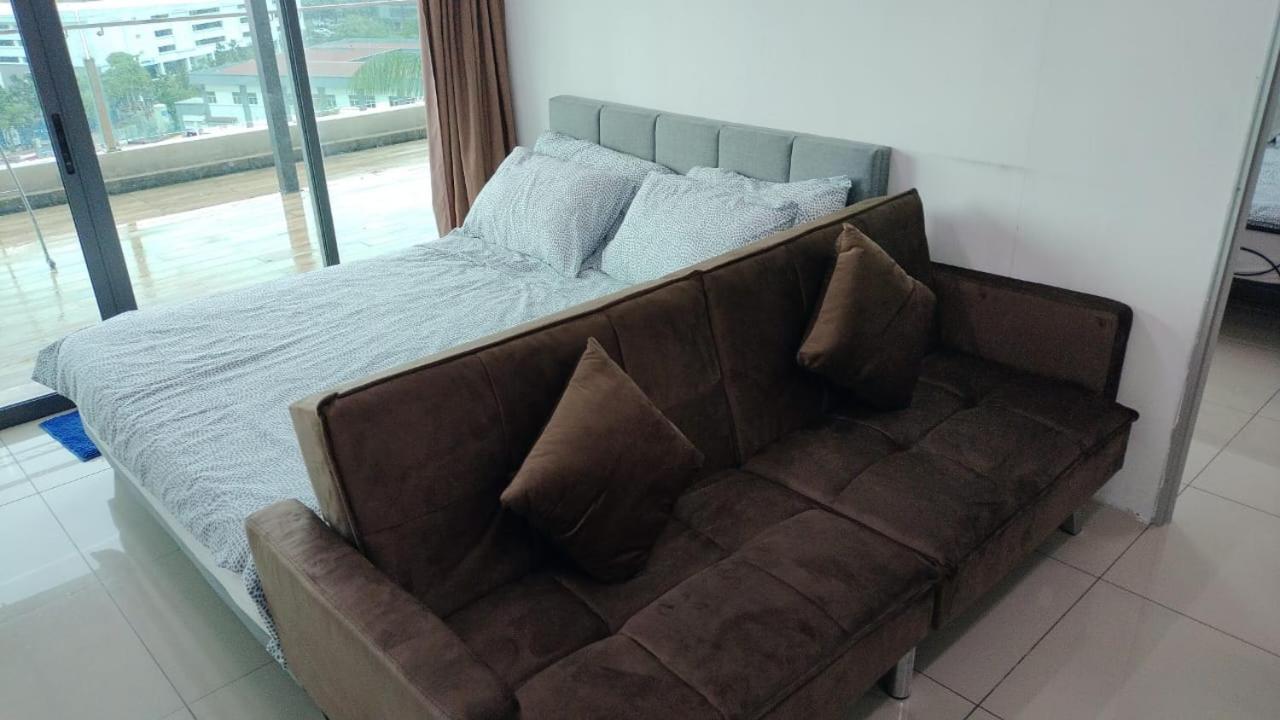 Vista Alam Serviced Apartment Near Idcc Sacc Pkns Uitm Msu Avisena Шах-Алам Екстер'єр фото