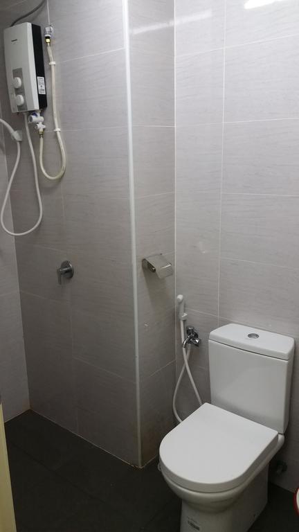 Vista Alam Serviced Apartment Near Idcc Sacc Pkns Uitm Msu Avisena Шах-Алам Екстер'єр фото